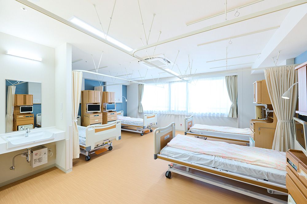 湖街ホスピタル　多床室