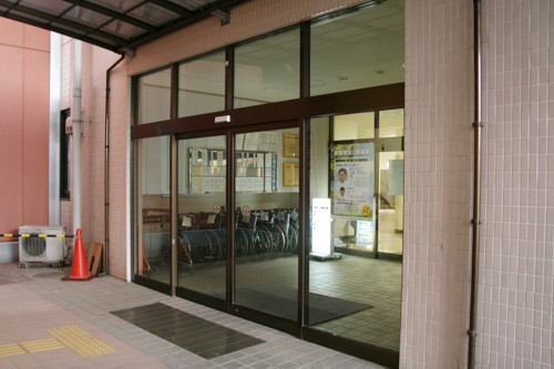 菅間記念病院　正面