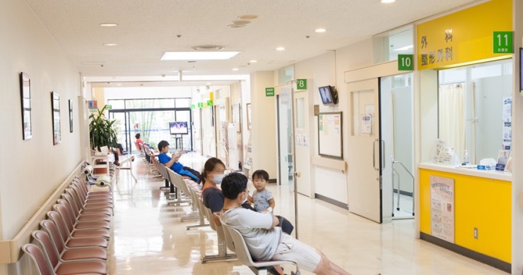 海邦病院　待合スペース