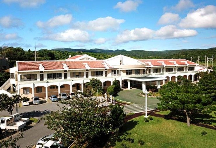 公立久米島病院　外観