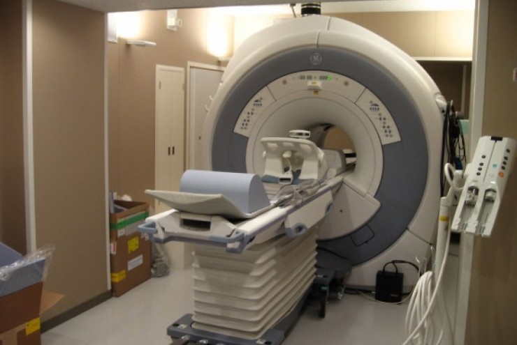 延岡共立病院　MRI