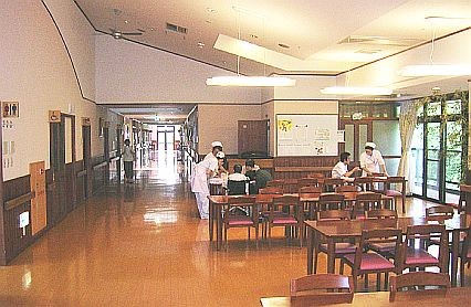 伊那神経科病院　内観