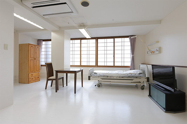 桜橋渡辺リハビリテーション病院　個室