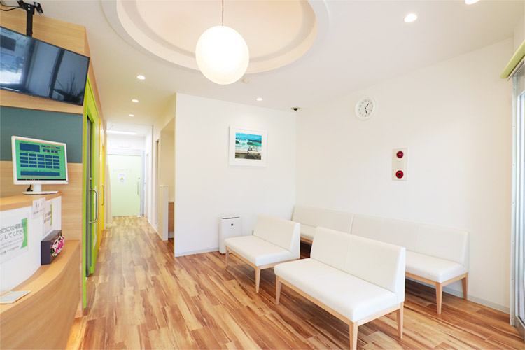 わせだ整形外科　待合