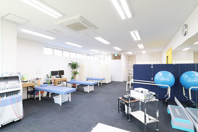 わせだ整形外科　リハビリ室