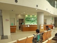 名手病院　待合