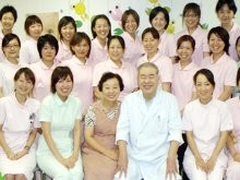 育良クリニック 集合写真