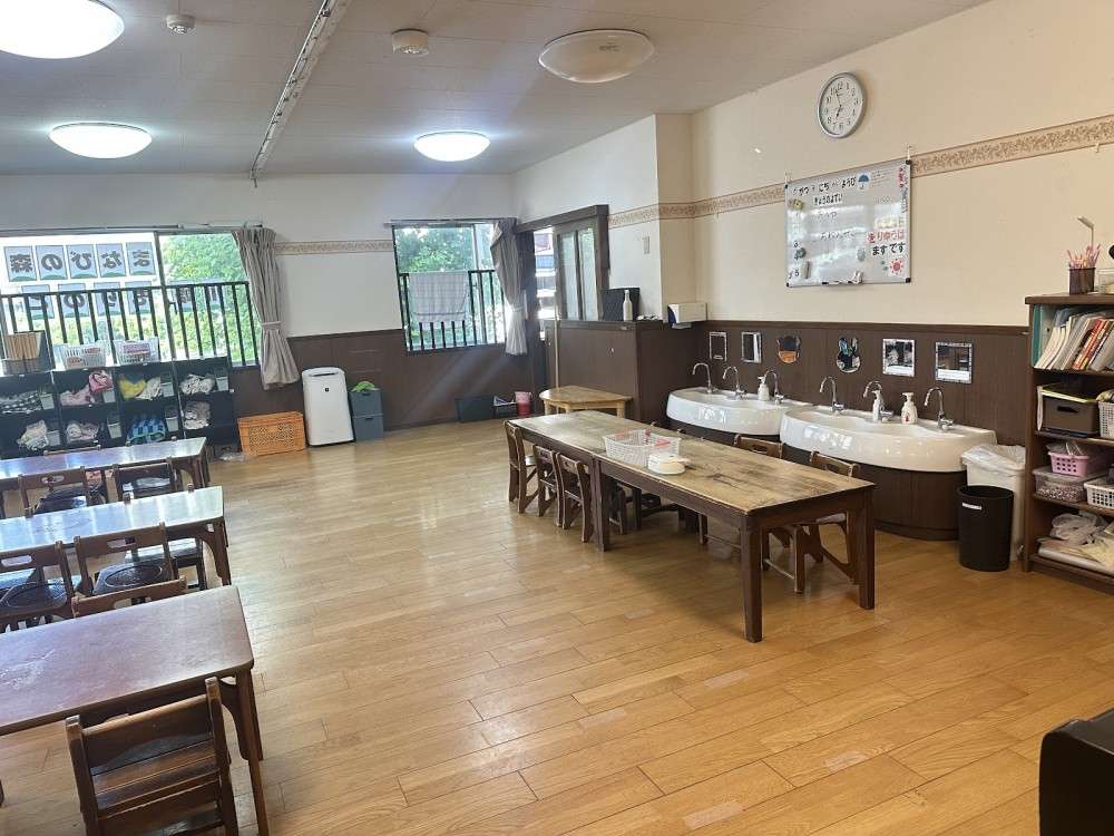 まなびの森川崎もりのこ保育園　内観