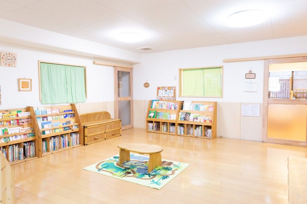 まなびの森ヴィラ宮前平もりのこ保育園　内観