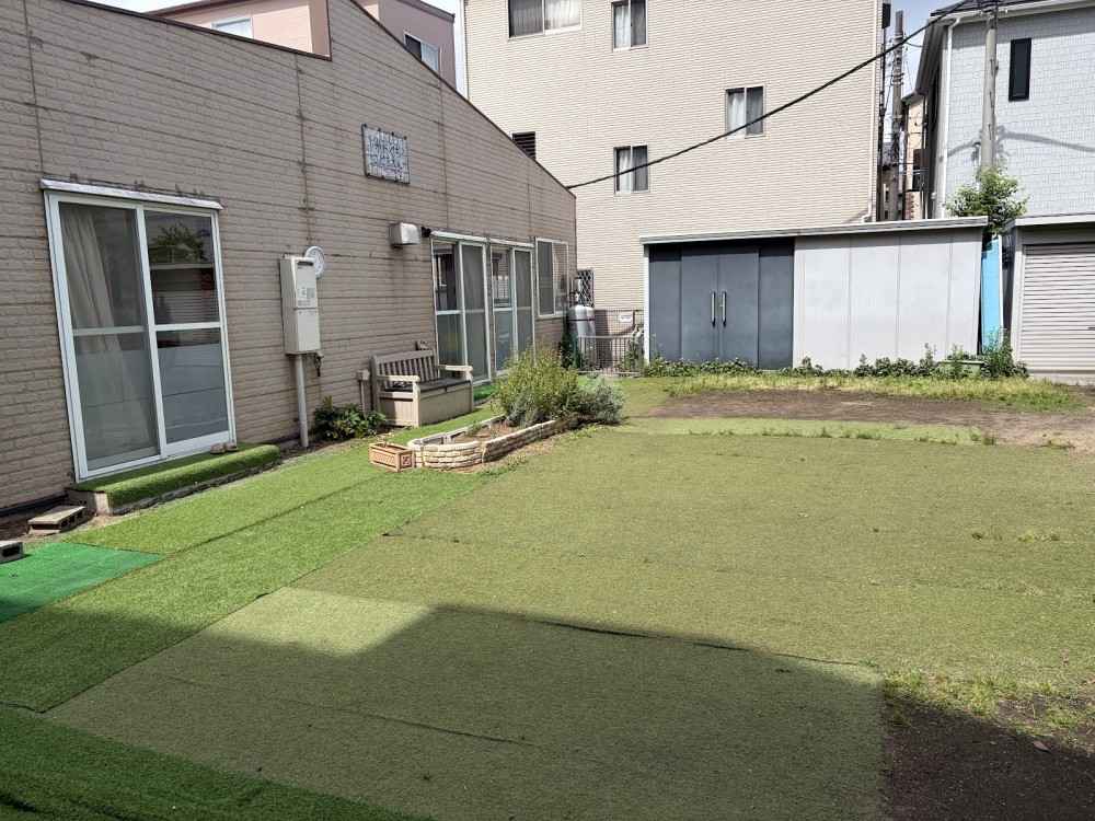 まなびの森川口こども園　園庭