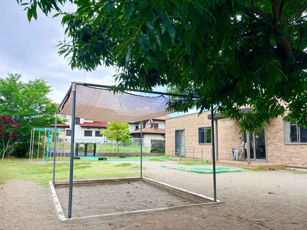 砂場は子ども達から人気の遊び場です