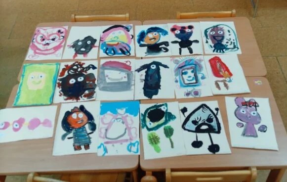 くっくおさんぽ保育園大倉山_おえかき