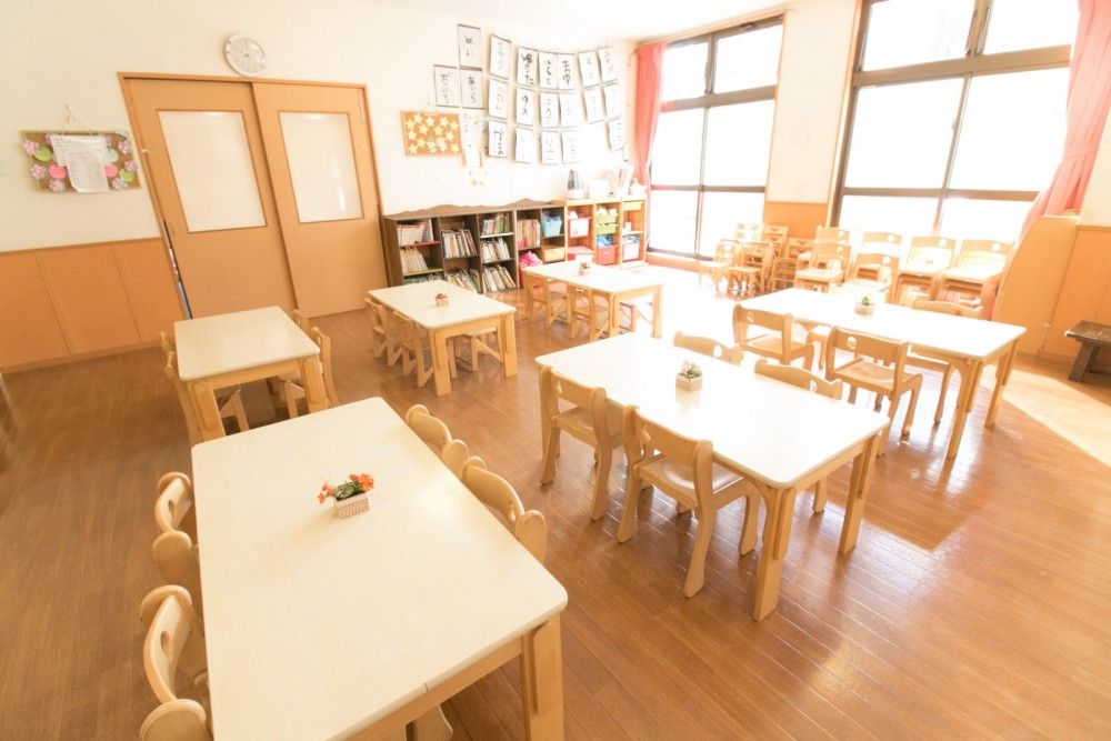 まなびの森鴨居こども園　内観