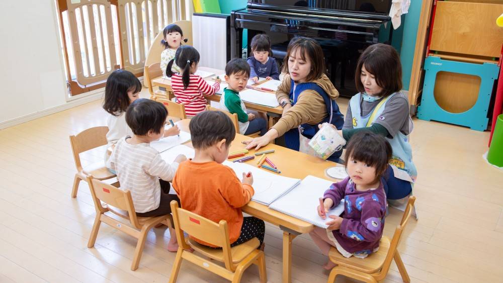 株式会社あい 観音本町保育園_保育風景2