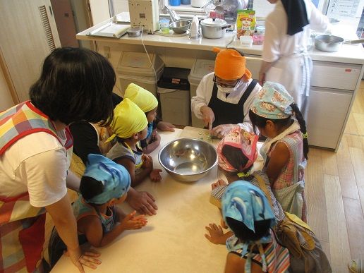 料理教室の一コマ