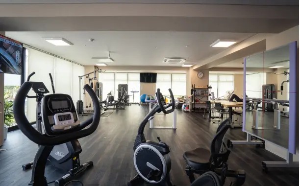 OKP with Lifeクリニック　リハビリ室